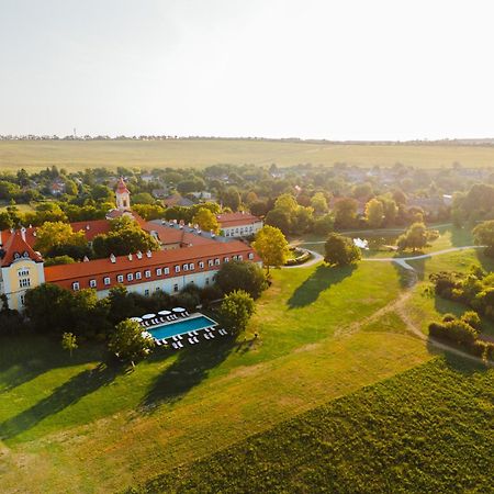 Hotel Chateau Bela Экстерьер фото